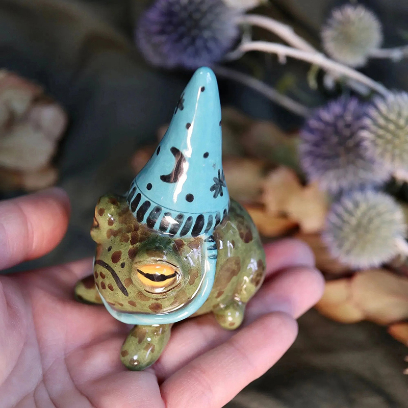 Witch Hat Little Frog Statue R - Bonsai Garden Art 评论和价格